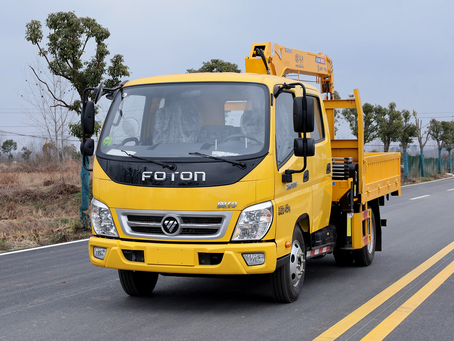 福田藍牌雙排座隨車吊